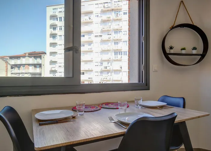 アパート Le Beau Troubadour Climatisation Centre-ville トゥールーズ