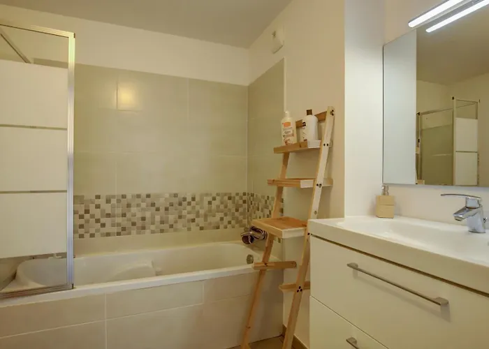 Apartment Le Beau Troubadour Climatisation Centre-ville *