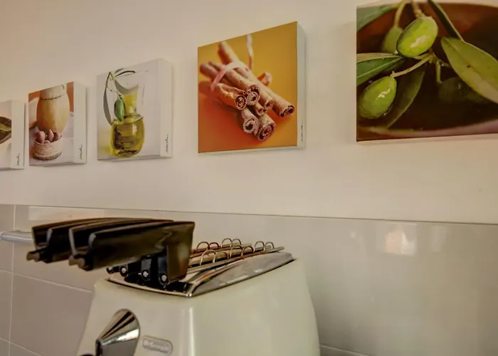 Le Beau Troubadour Climatisation Centre-ville アパート *